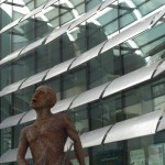 61-mattia-trotta-artist-sculptures-metal-alluminium-steel-bronze-copper-wire-esco-dal-mondo-out-of-the-world