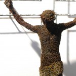 92-mattia-trotta-artist-sculptures-metal-iron-wire-cristo-holy-art